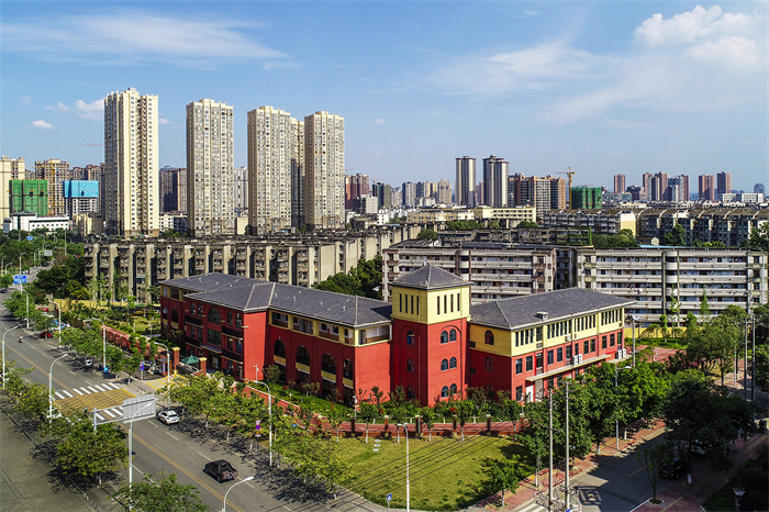 華山路幼兒園正面圖.jpg